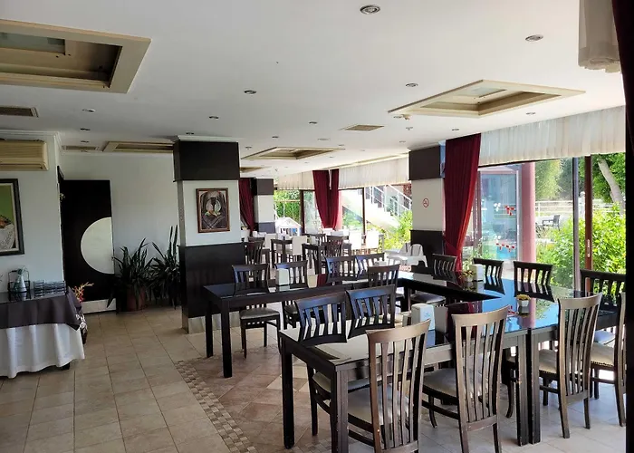Carna Garden Hotel